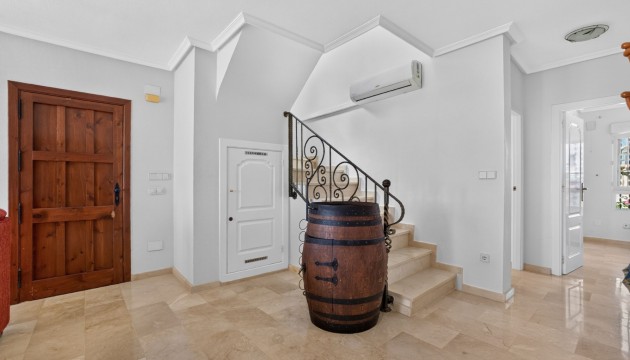 Videresalg - Detached Villa - Orihuela Costa - Villamartín