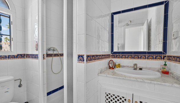 Videresalg - Detached Villa - Orihuela Costa - Villamartín