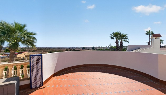 Videresalg - Detached Villa - Orihuela Costa - Villamartín
