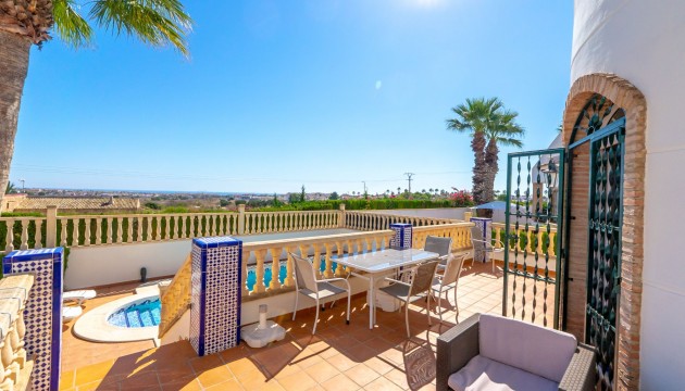 Videresalg - Detached Villa - Orihuela Costa - Villamartín
