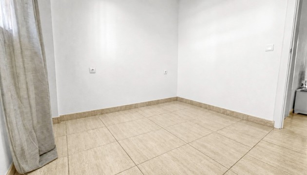 Resale - Apartment - Orihuela Costa - Cabo Roig
