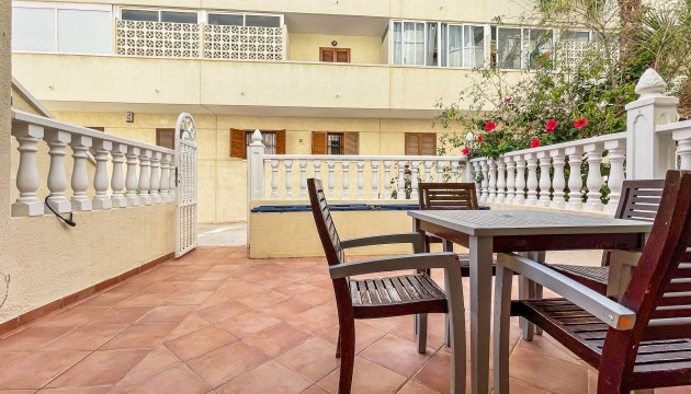 Resale - Apartment - Orihuela Costa - Cabo Roig