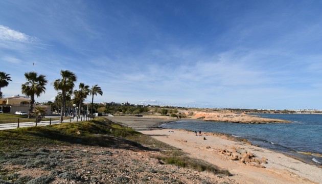 Resale - Apartment - Orihuela Costa - Cabo Roig