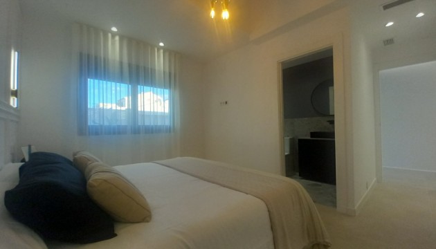 Videresalg - Detached Villa - Torrevieja - El chaparral