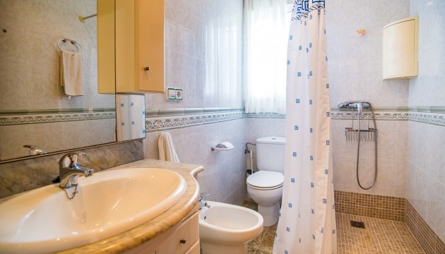 Videresalg - Detached Villa - Orihuela Costa - La Matanza
