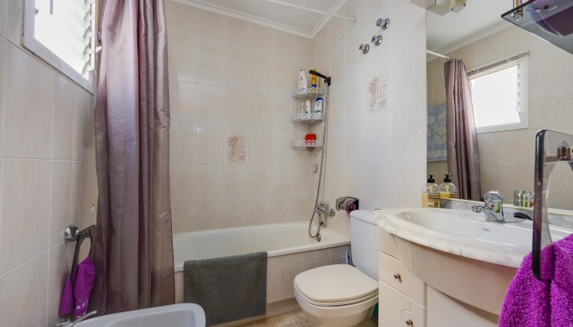 Reventa - Apartamento - Torrevieja - El Acequión - Los Náufragos