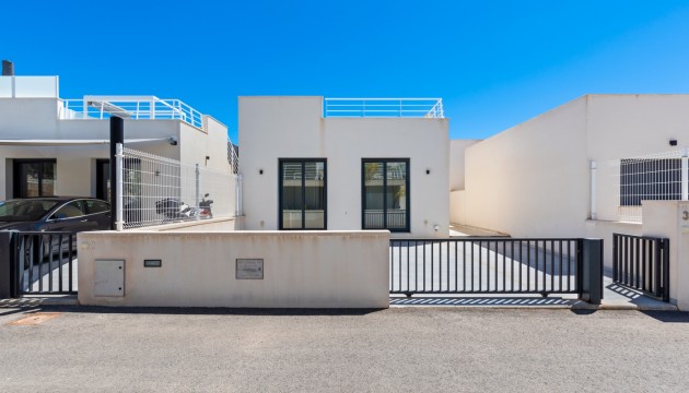 Resale - Detached Villa - San Miguel de Salinas