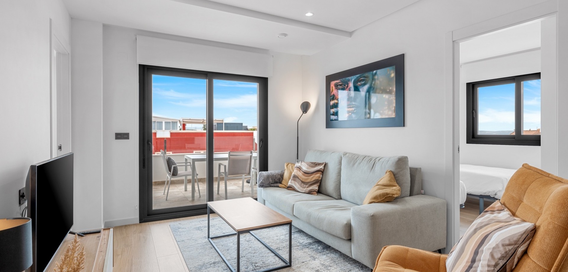 Apartment in Urbanizacion los Balcones - Image 2