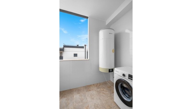 Odsprzedaż - Apartment - Orihuela