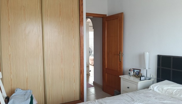 Перепродажа - Квартира - Los Montesinos