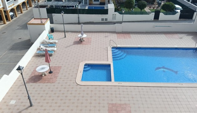 Перепродажа - Квартира - Los Montesinos