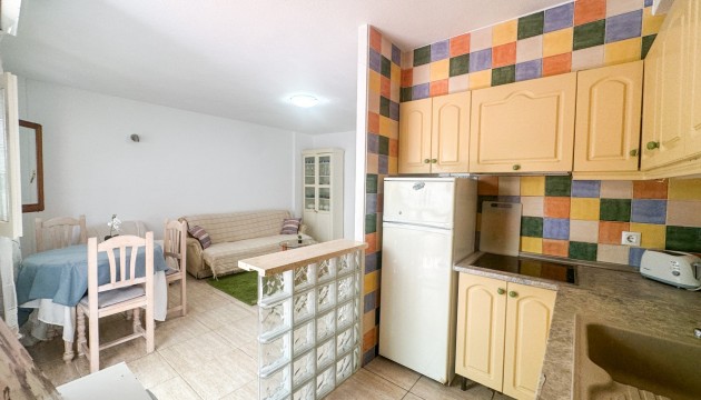 Wiederverkauf - Apartment - Orihuela Costa - La Zenia