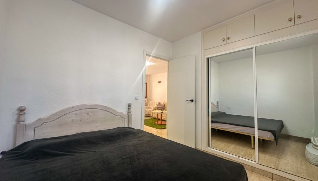 Wiederverkauf - Apartment - Orihuela Costa - La Zenia