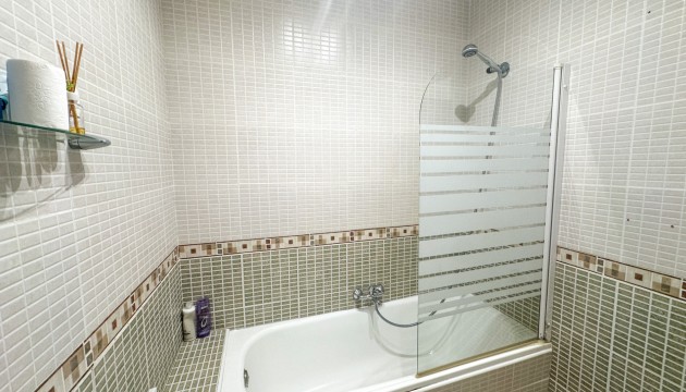 Wiederverkauf - Apartment - Orihuela Costa - La Zenia