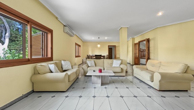 Videresalg - Detached Villa - Orihuela Costa - Campoamor