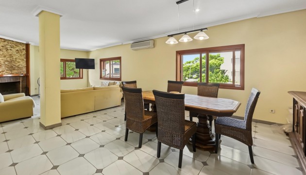 Videresalg - Detached Villa - Orihuela Costa - Campoamor