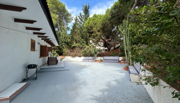 Videresalg - Detached Villa - Orihuela Costa - Campoamor