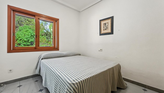 Videresalg - Detached Villa - Orihuela Costa - Campoamor