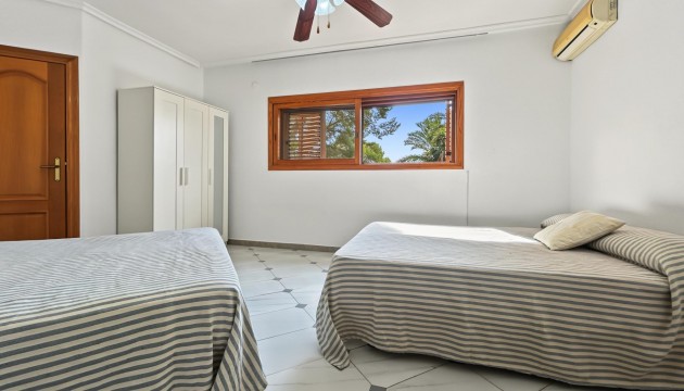 Videresalg - Detached Villa - Orihuela Costa - Campoamor