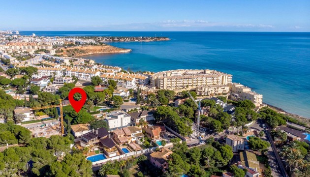 Videresalg - Detached Villa - Orihuela Costa - Campoamor