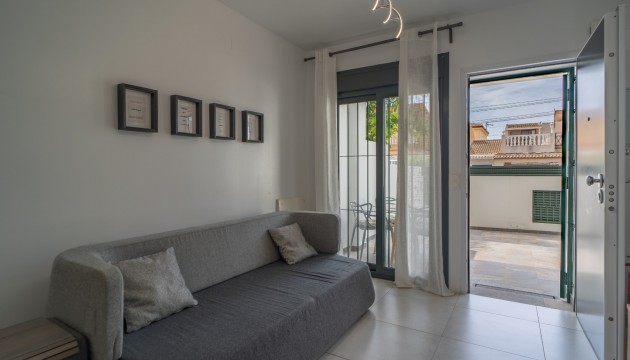 Resale - Apartment - Pilar de la Horadada - Mil Palmeras