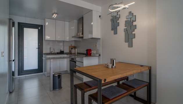 Resale - Apartment - Pilar de la Horadada - Mil Palmeras