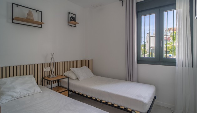 Resale - Apartment - Pilar de la Horadada - Mil Palmeras