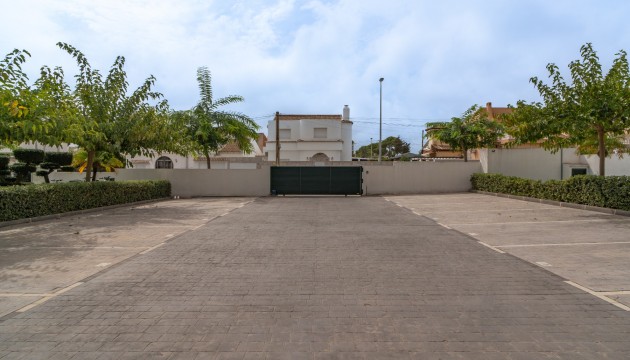 Resale - Apartment - Pilar de la Horadada - Mil Palmeras