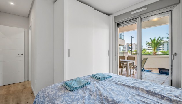 Resale - Apartment - Orihuela Costa - Los Dolses