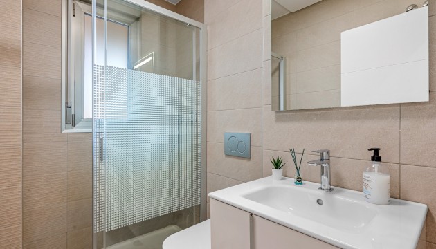 Resale - Apartment - Orihuela Costa - Los Dolses
