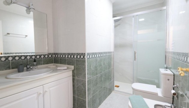 Resale - Apartment - Orihuela Costa - Villamartín