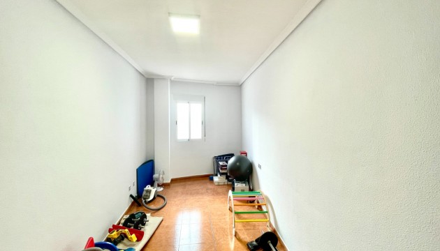 Resale - Apartment - Catral - pueblo