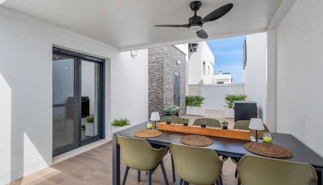 Videresalg - Detached Villa - Orihuela Costa - Orihuela