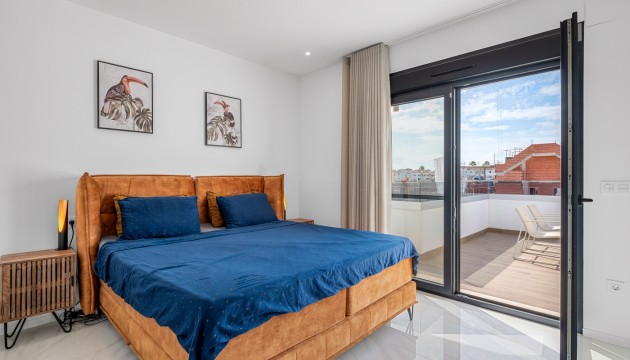 Videresalg - Detached Villa - Orihuela Costa - Orihuela