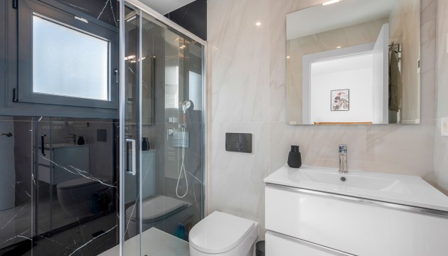 Videresalg - Detached Villa - Orihuela Costa - Orihuela