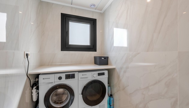 Videresalg - Detached Villa - Orihuela Costa - Orihuela