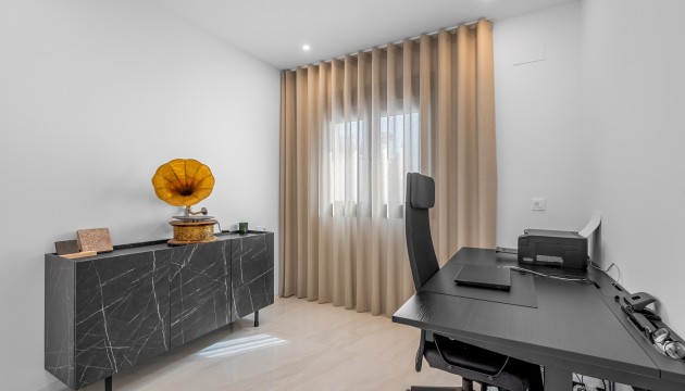 Videresalg - Detached Villa - Orihuela Costa - Orihuela