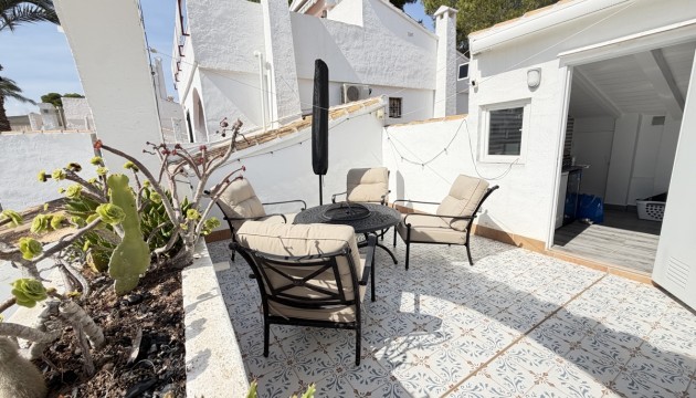 Videresalg - Bungalow - Orihuela Costa - Villamartín