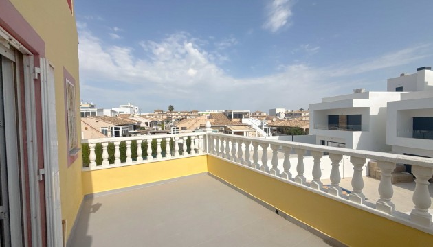 Videresalg - Rekkehus - Orihuela Costa - La Zenia