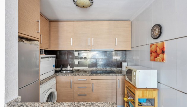 Wiederverkauf - Apartment - Torrevieja - Punta Prima
