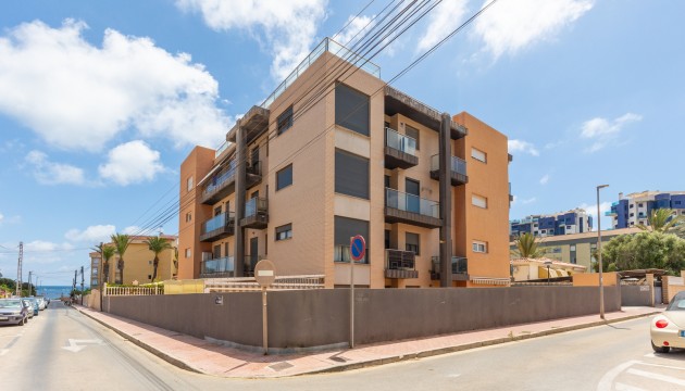 Wiederverkauf - Apartment - Torrevieja - Punta Prima