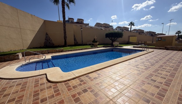 Wiederverkauf - Stadthaus - Orihuela Costa - Villamartín