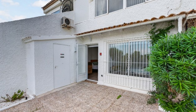 Wiederverkauf - Apartment - Orihuela Costa - Villamartín
