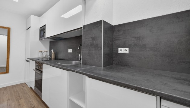 Wiederverkauf - Apartment - Orihuela Costa - Villamartín