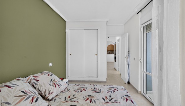 Wiederverkauf - Apartment - Torrevieja - Calle María Gil Vallejos