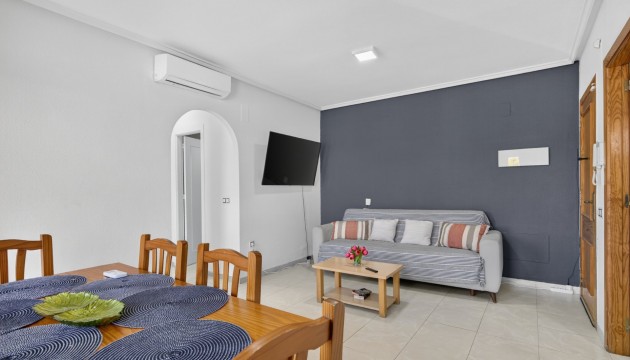 Wiederverkauf - Apartment - Torrevieja - Calle María Gil Vallejos
