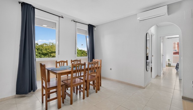 Wiederverkauf - Apartment - Torrevieja - Calle María Gil Vallejos