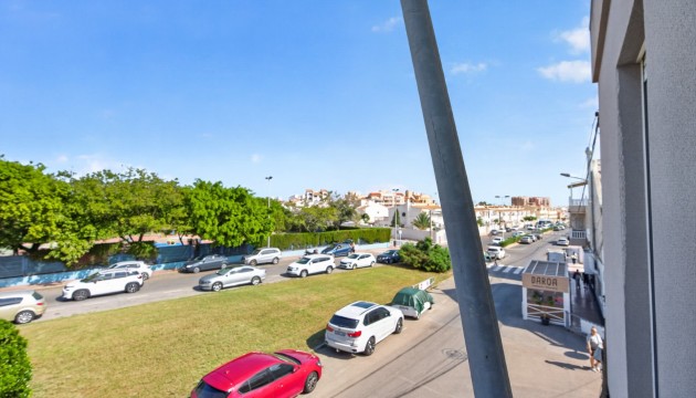 Wiederverkauf - Apartment - Torrevieja - Calle María Gil Vallejos