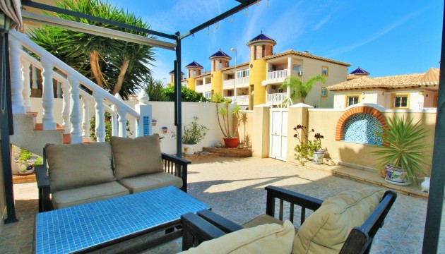 Wiederverkauf - Detached Villa - Orihuela Costa - Villamartín