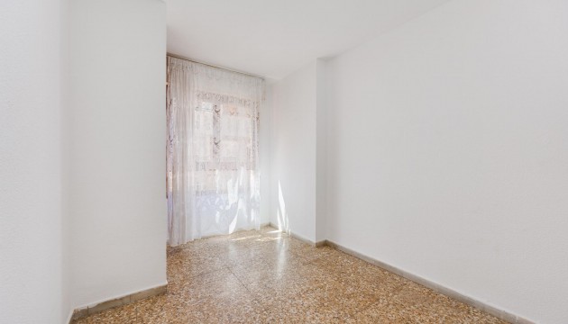 Wiederverkauf - Apartment - Torrevieja - El Acequión - Los Náufragos
